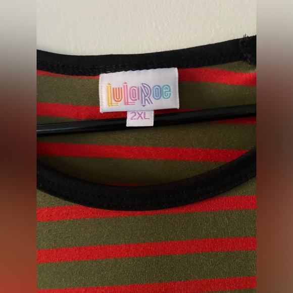 5 for 25 🎃 Lularoe Randy baseball striped T-shirt in like New Condition - Picture 3 of 6
